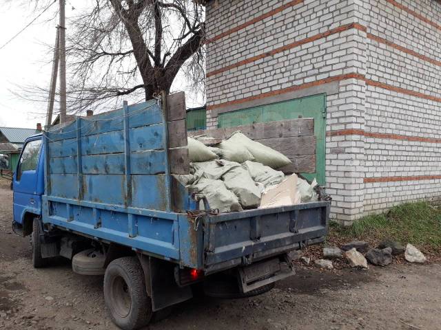 Вывоз мусора грузовым фургоном 3 тонны с утилизацией отходов в Старой Руссе в октябре